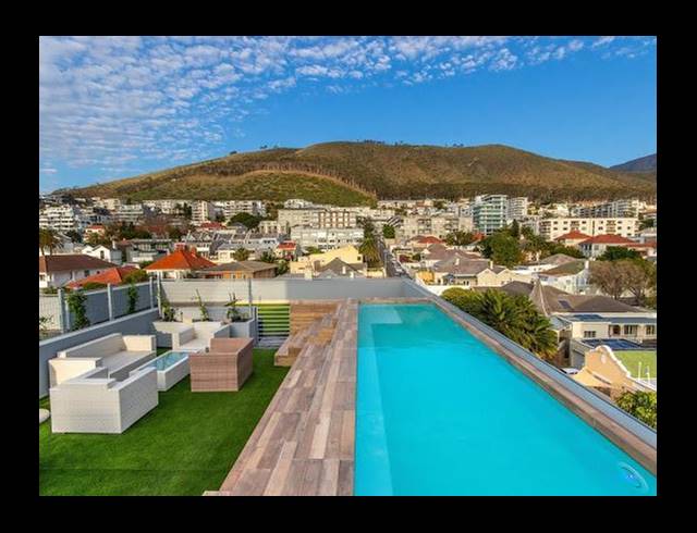 3 BEDROOM APARTMENT FOR SALE IN SEA POINT